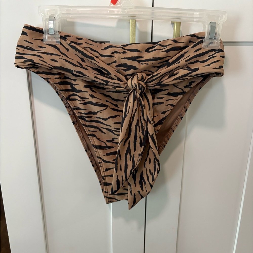 Abercrombie & Fitch Tan and Black Bikini Bottom